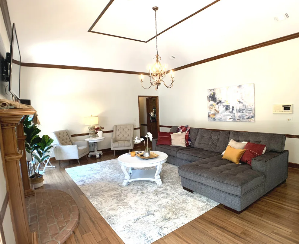 Jennifer Burt Interiors - Photo 9