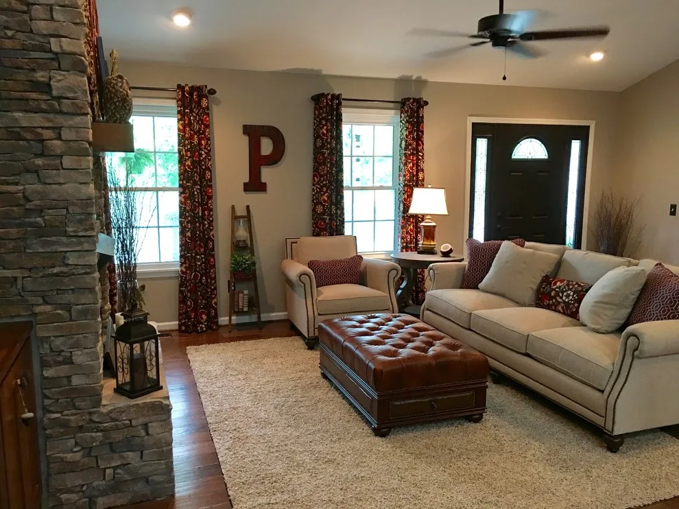 Warm family lounge by Maxwell House Interiors Virginia Warren - Photo 4
