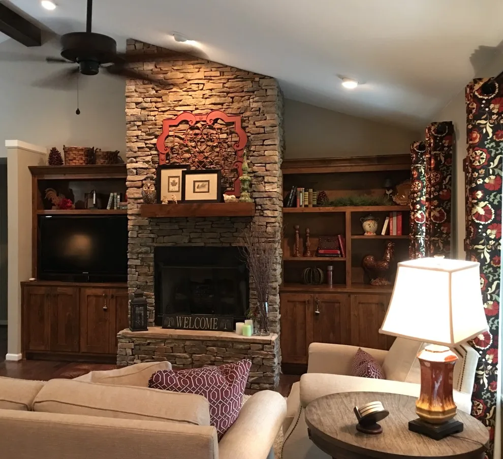 Warm family lounge by Maxwell House Interiors Virginia Warren - Photo 5