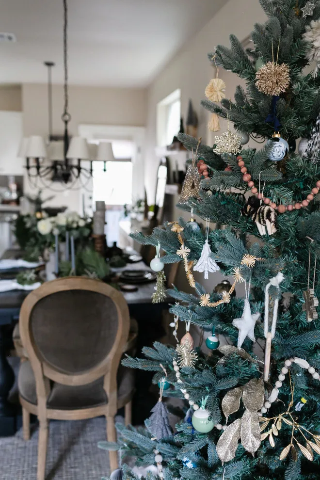 Warm Festive Decor by Cozy In Love Spaces - Photo 41