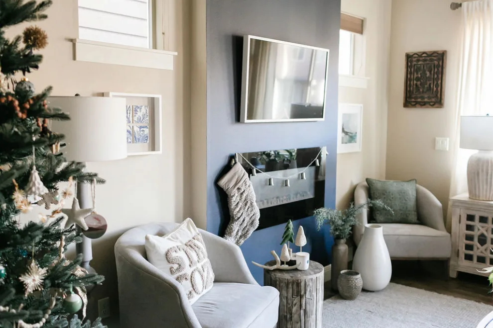 Warm Festive Decor by Cozy In Love Spaces - Photo 17