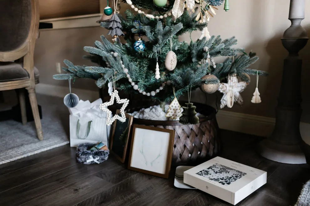 Warm Festive Decor by Cozy In Love Spaces - Photo 12