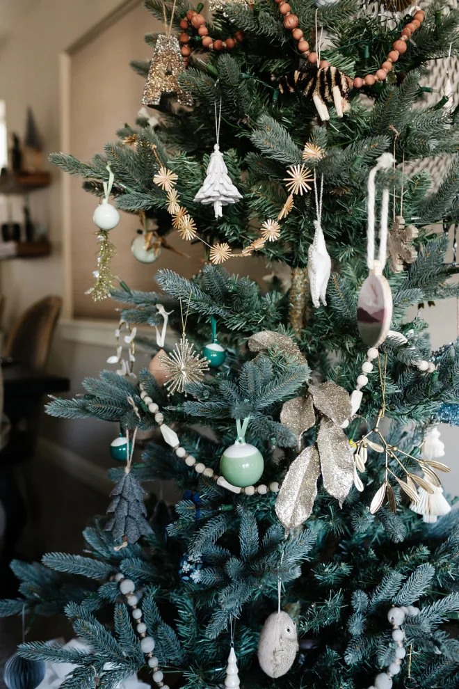 Warm Festive Decor by Cozy In Love Spaces - Photo 14