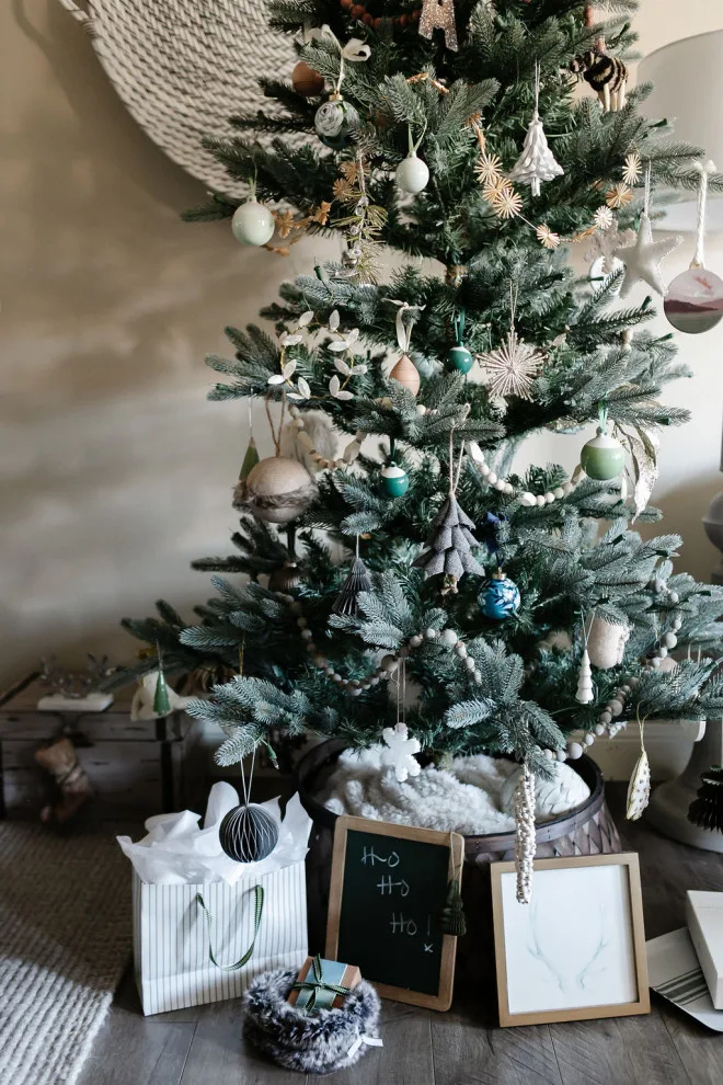 Warm Festive Decor by Cozy In Love Spaces - Photo 35