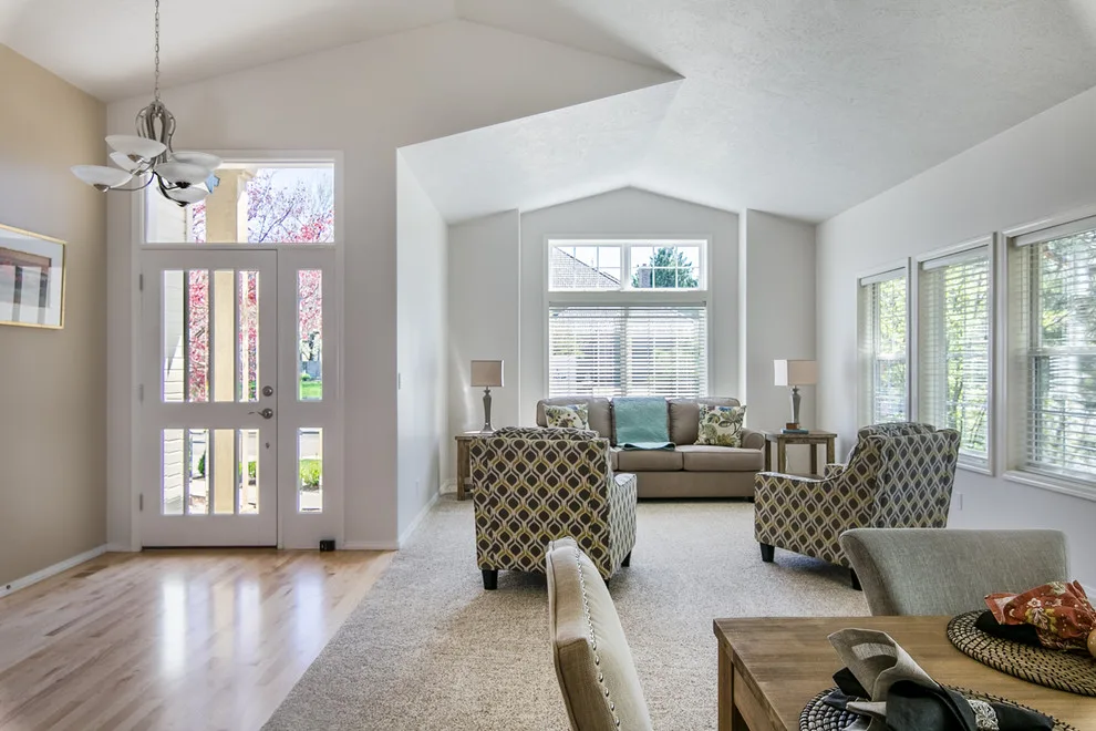 Crane Creek Transitional Setup by Sarah Waddell, Pomeroy House Interiors - Photo 9