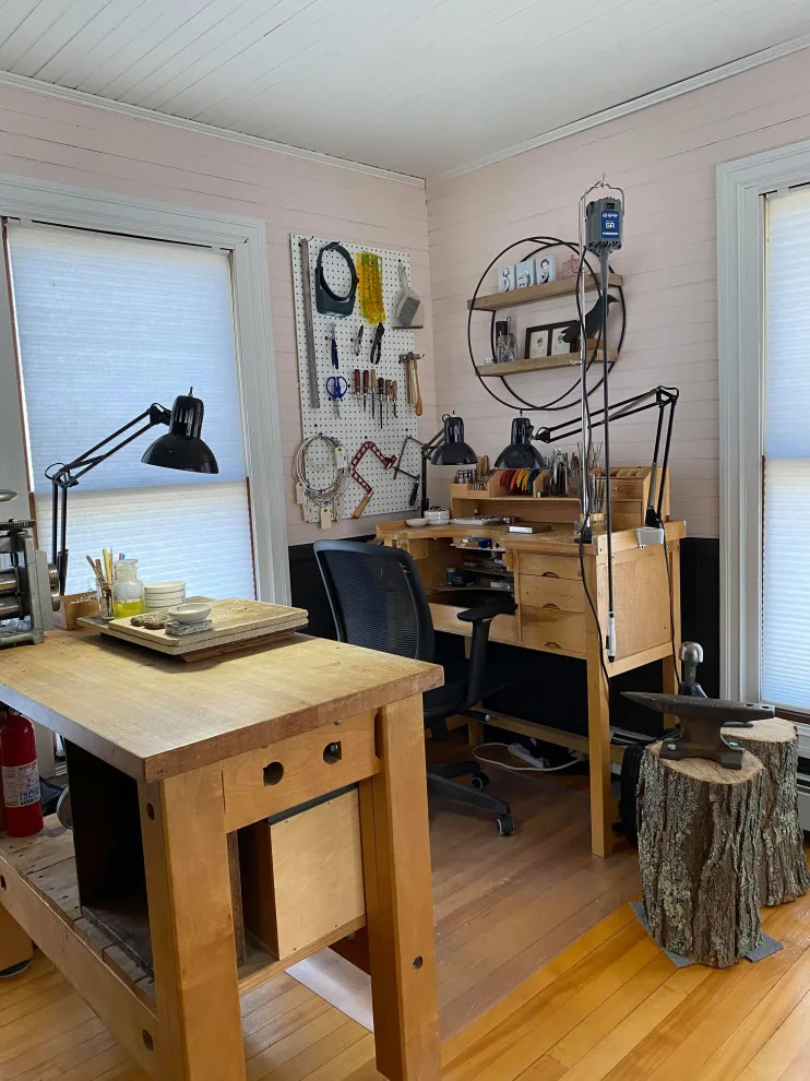 Establishing a Creative Workspace for a Jeweler by Modern & Contemporary Interior Design - Photo 8