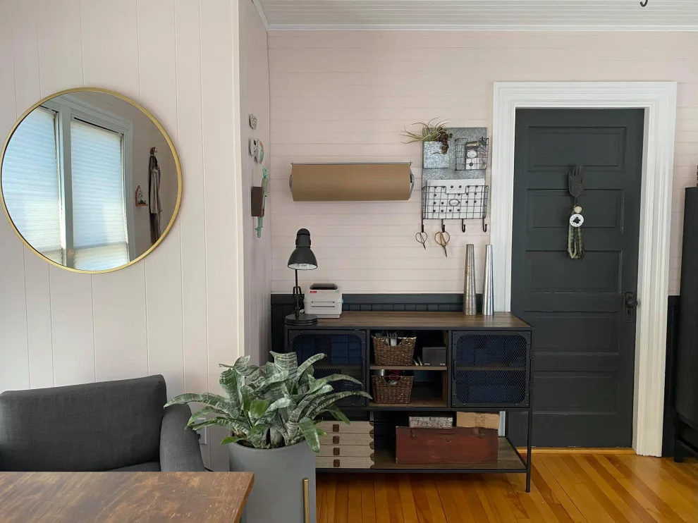 Establishing a Creative Workspace for a Jeweler by Modern & Contemporary Interior Design - Photo 11