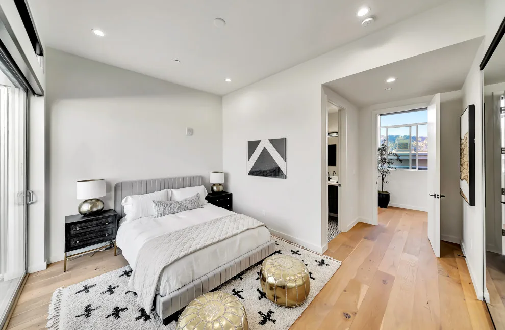 Contemporary Moroccan Loft by WE Home Staging Inc. - Photo 22