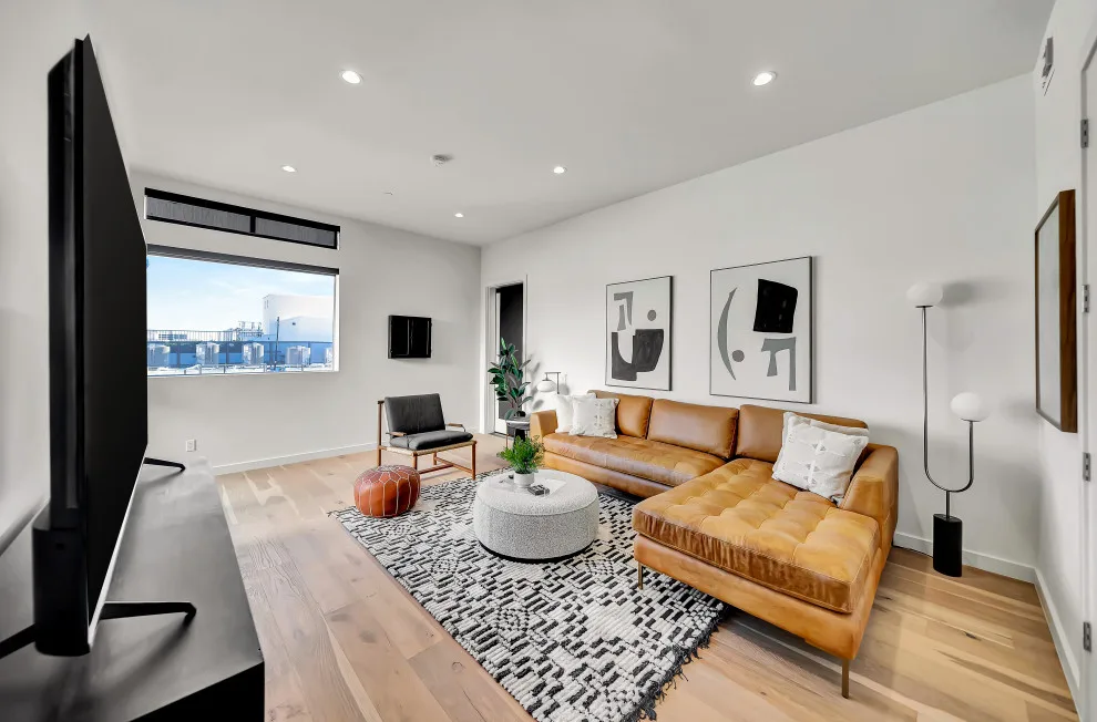 Contemporary Moroccan Loft by WE Home Staging Inc. - Photo 6