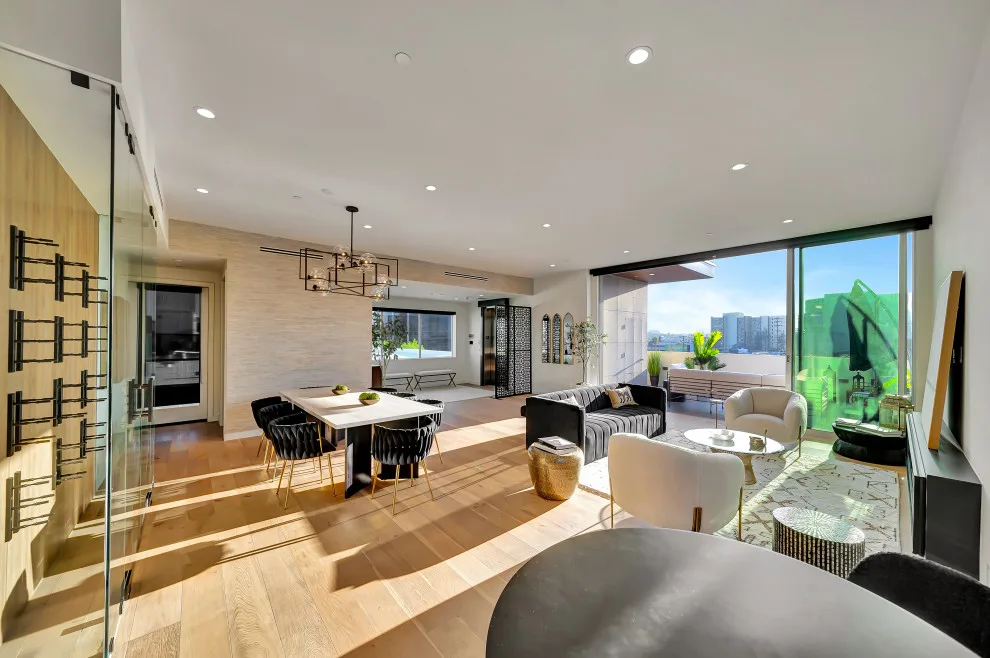 Contemporary Moroccan Loft by WE Home Staging Inc. - Photo 14