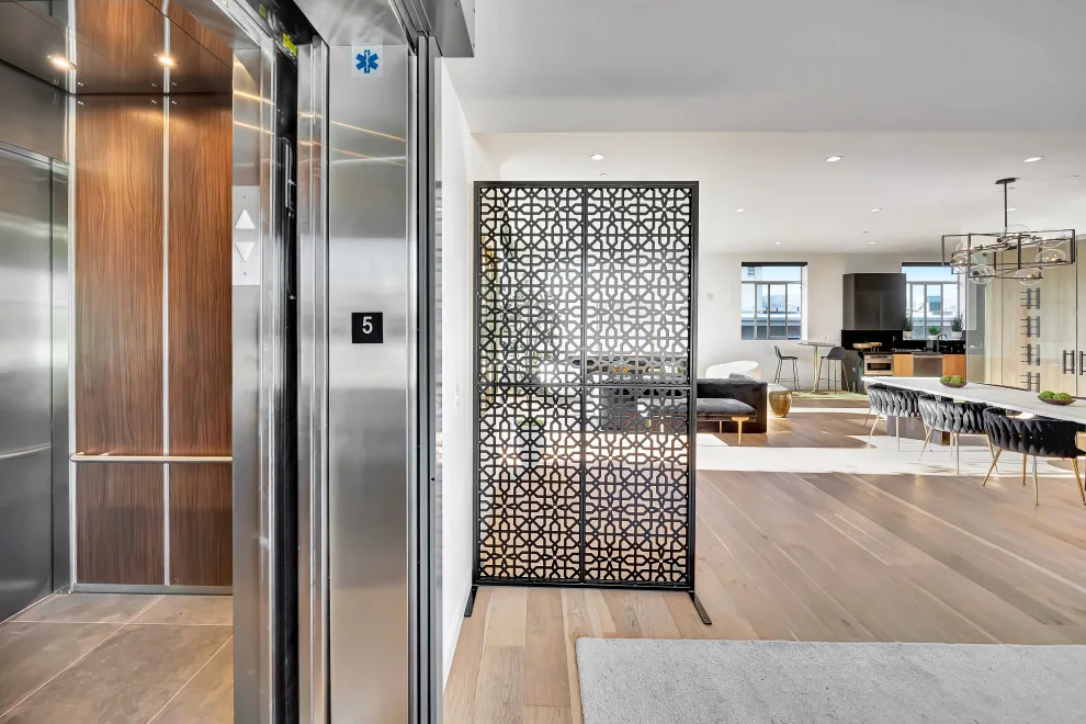 Contemporary Moroccan Loft by WE Home Staging Inc. - Photo 29
