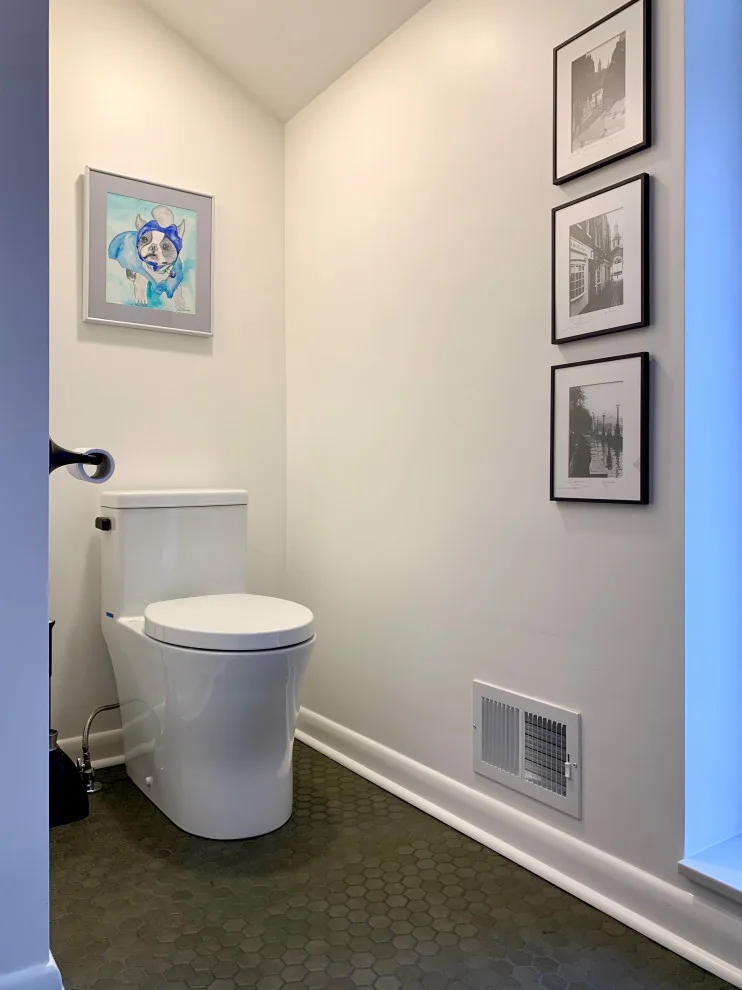 Vibrant and Inviting Hall Bathroom by DesignFive, LLC - Steve Shorthouse - Photo 5