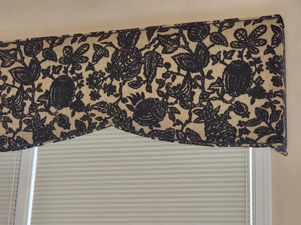 Bespoke Window Coverings by Dana Stringer Interiors - Photo 3