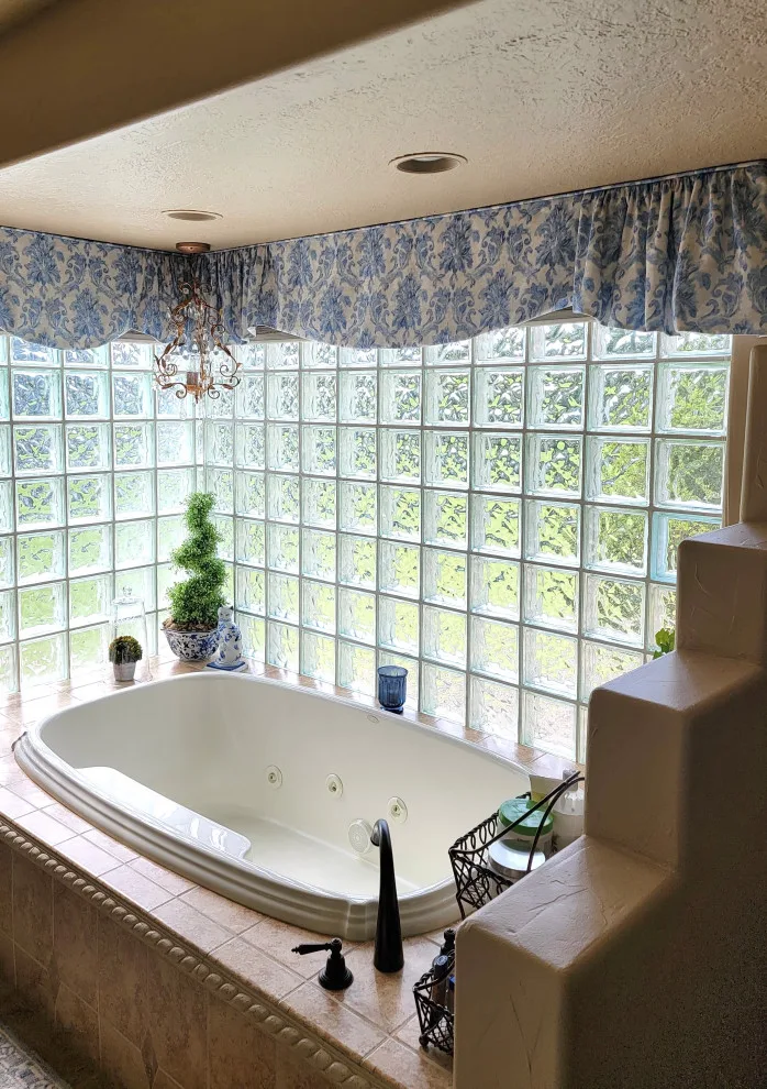Bespoke Window Coverings by Dana Stringer Interiors - Photo 6