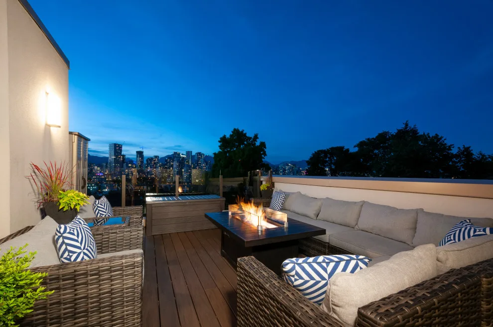 Upscale Urban Residence by Christine Coder Design - Photo 2