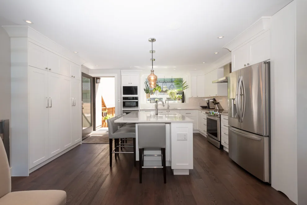 Upscale Urban Residence by Christine Coder Design - Photo 4