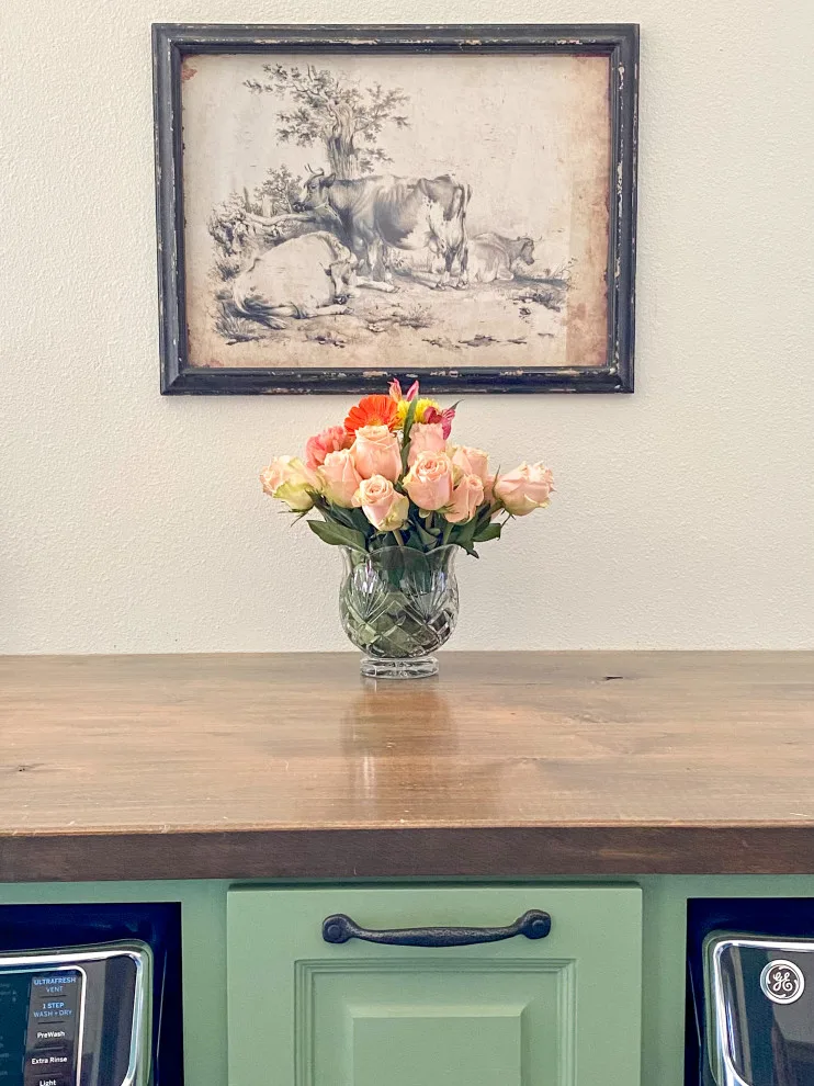 Decor Elements by Larie Barnett Interior Decorator - Photo 8