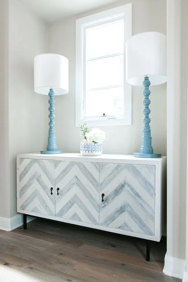 Elizabeth Louise Interiors - Photo 2