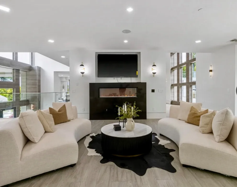 Del Mar Contemporary Lifestyle by Brandi Bernardino Designs - Photo 4