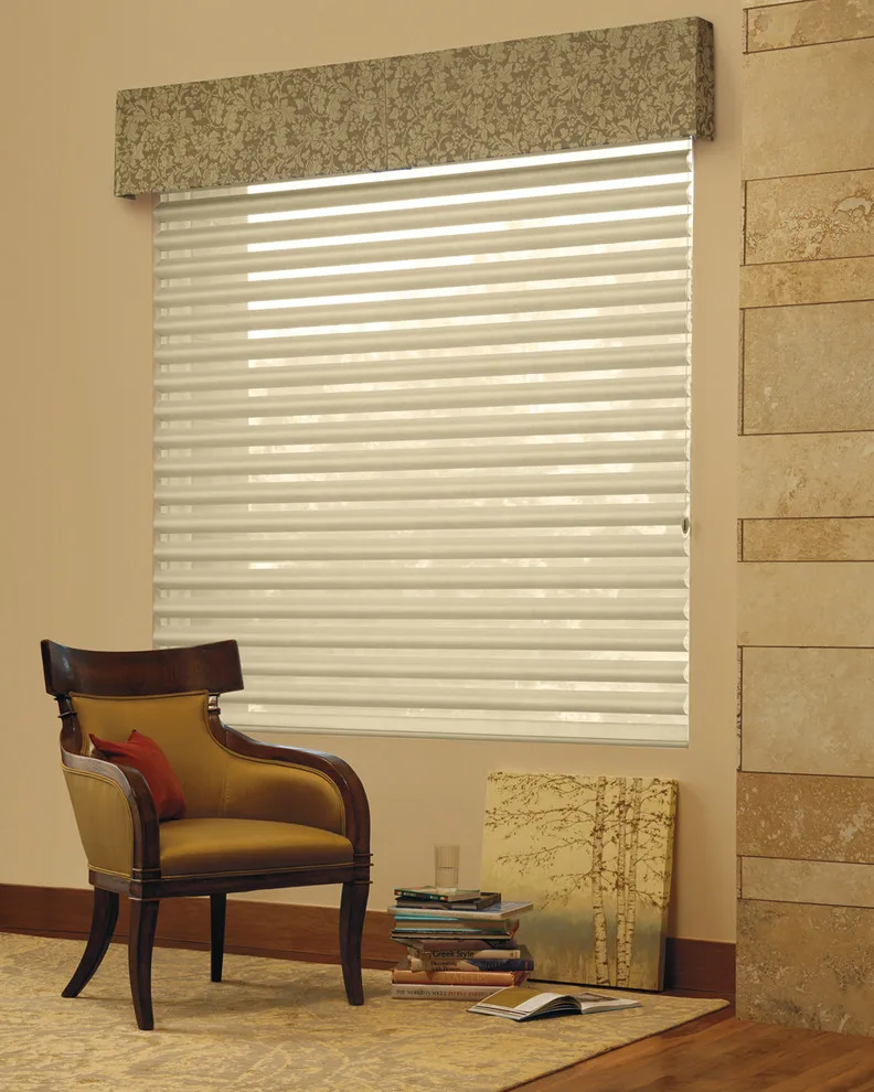 Design Studio Roman Shades by Debbie Fornoff Interior Design And Draperies - Photo 4