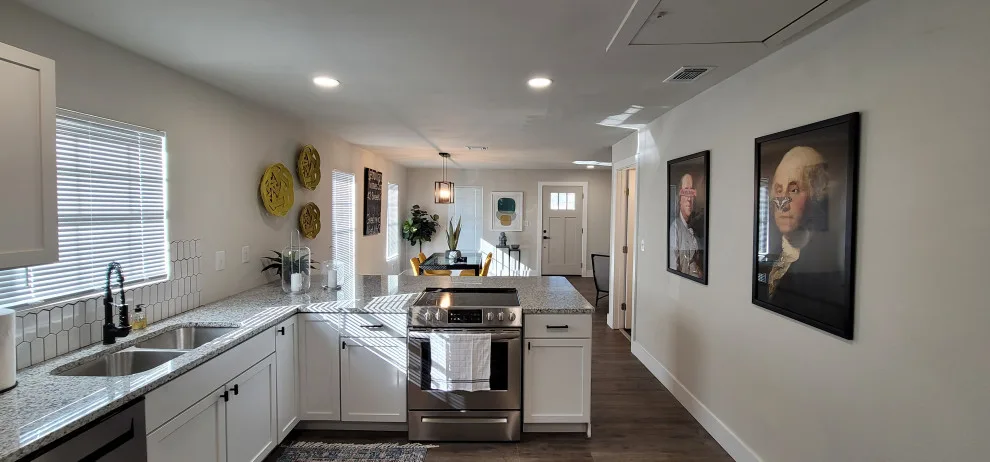 Dignowity Hill Vacation Rental by Mummeinteriors - Photo 3