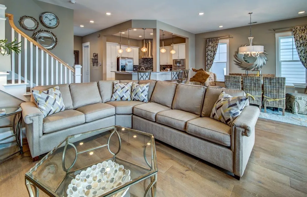 Calm Coastal Residence by Sheila Morgan Interiors, Inc. - Photo 6