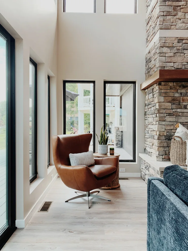 Contemporary Lakeside Residence by DesignFive, LLC - Steve Shorthouse - Photo 3