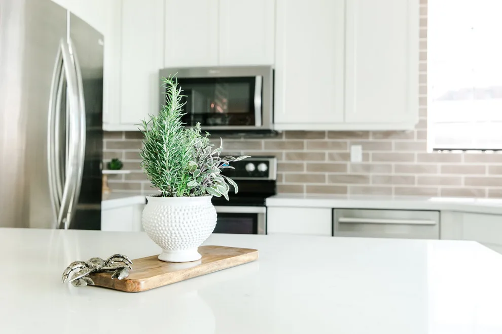 Urban Apartment by Elizabeth Louise Interiors - Photo 20