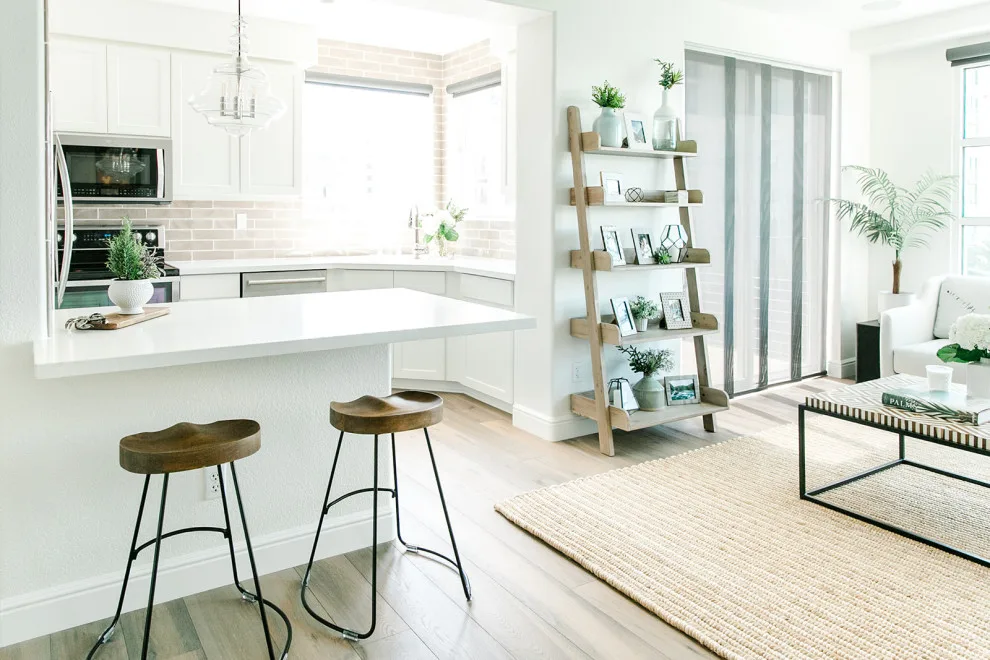 Urban Apartment by Elizabeth Louise Interiors - Photo 46