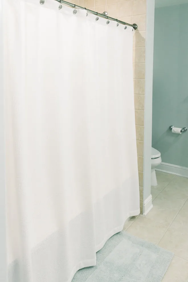 Urban Apartment by Elizabeth Louise Interiors - Photo 44