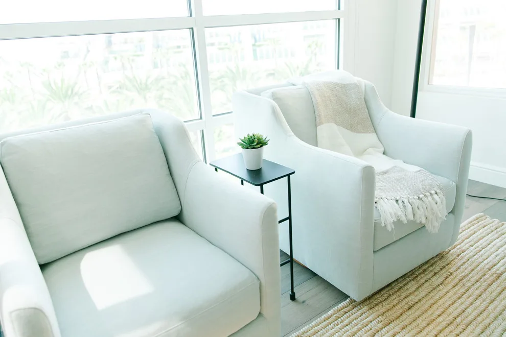 Urban Apartment by Elizabeth Louise Interiors - Photo 54
