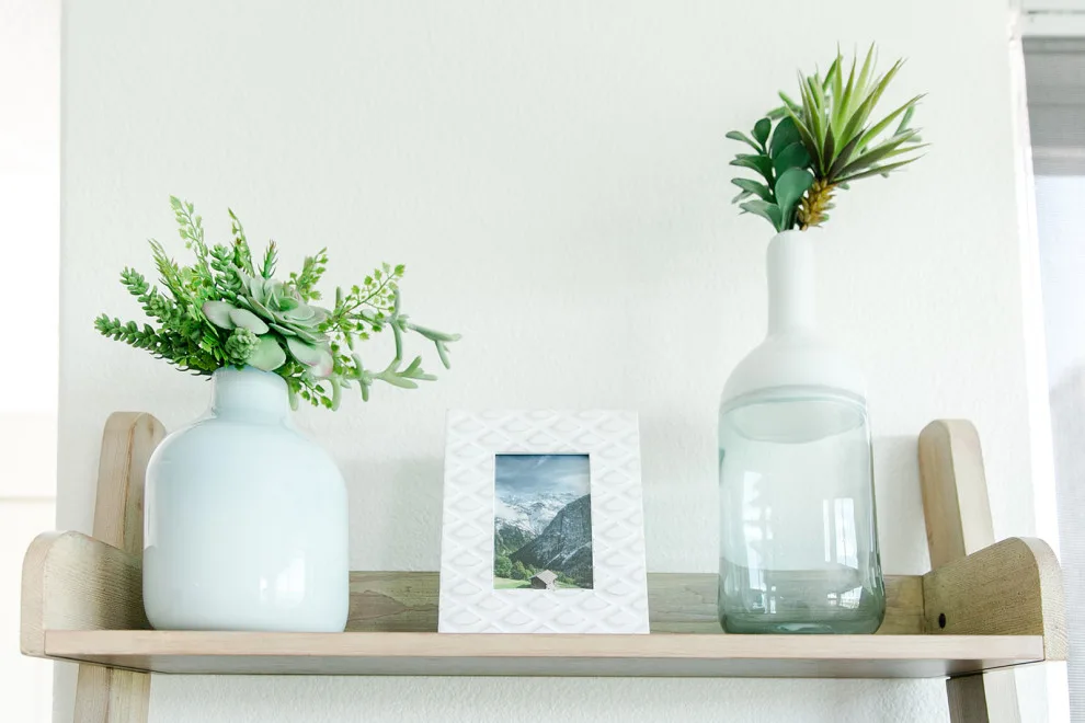 Urban Apartment by Elizabeth Louise Interiors - Photo 9
