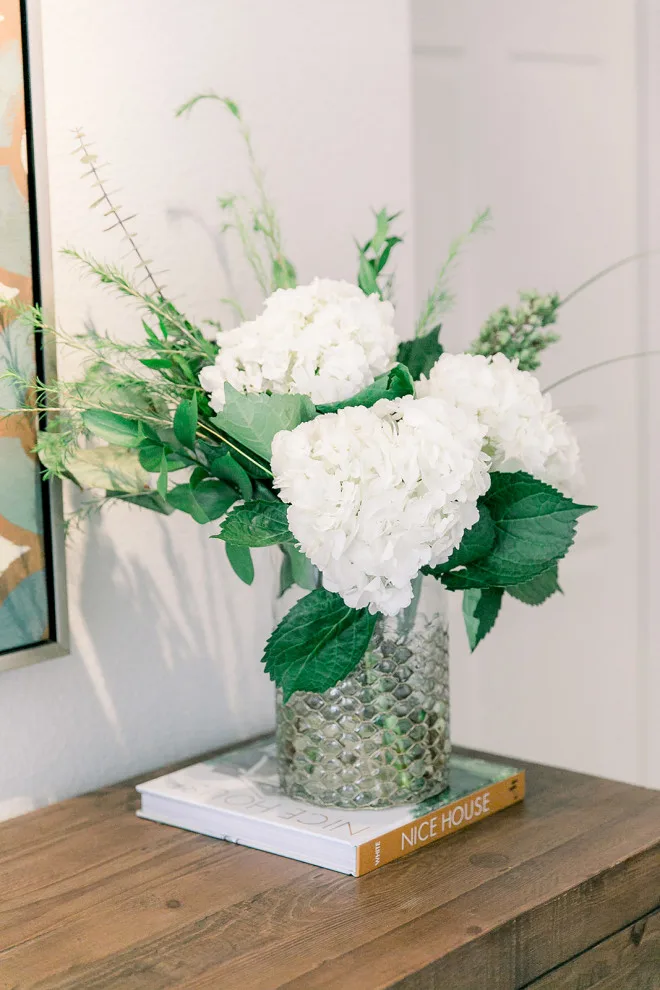 Urban Apartment by Elizabeth Louise Interiors - Photo 39