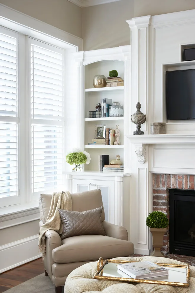 Urban Condo Retreat by Barbara Dalton Interiors - Photo 4