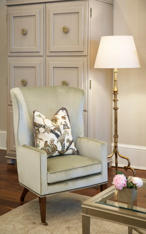 Urban Condo Retreat by Barbara Dalton Interiors - Photo 2