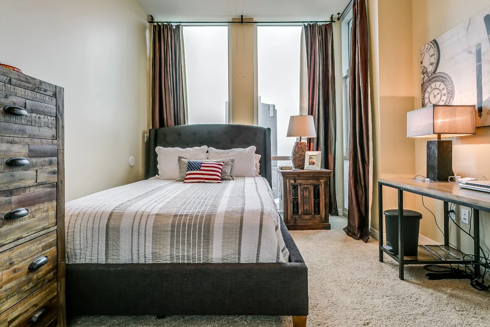 Fort Worth Highrise in the Downtown Area by Mission Accomplished Interior Design & Staging - Photo 6