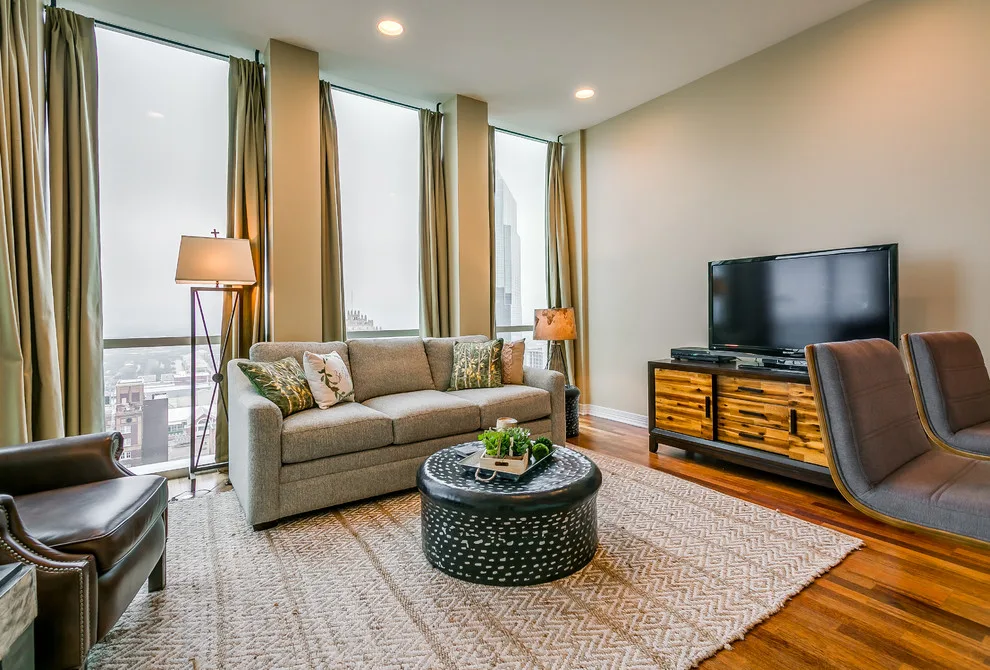 Fort Worth Highrise in the Downtown Area by Mission Accomplished Interior Design & Staging - Photo 8
