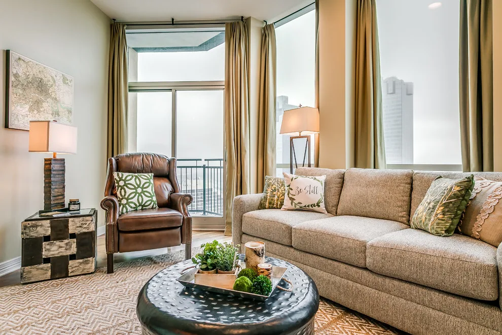 Fort Worth Highrise in the Downtown Area by Mission Accomplished Interior Design & Staging - Photo 12