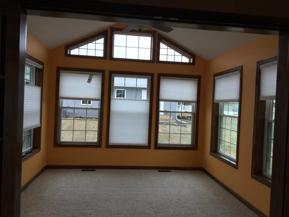 Debbie Fornoff Interior Design And Draperies - Photo 12