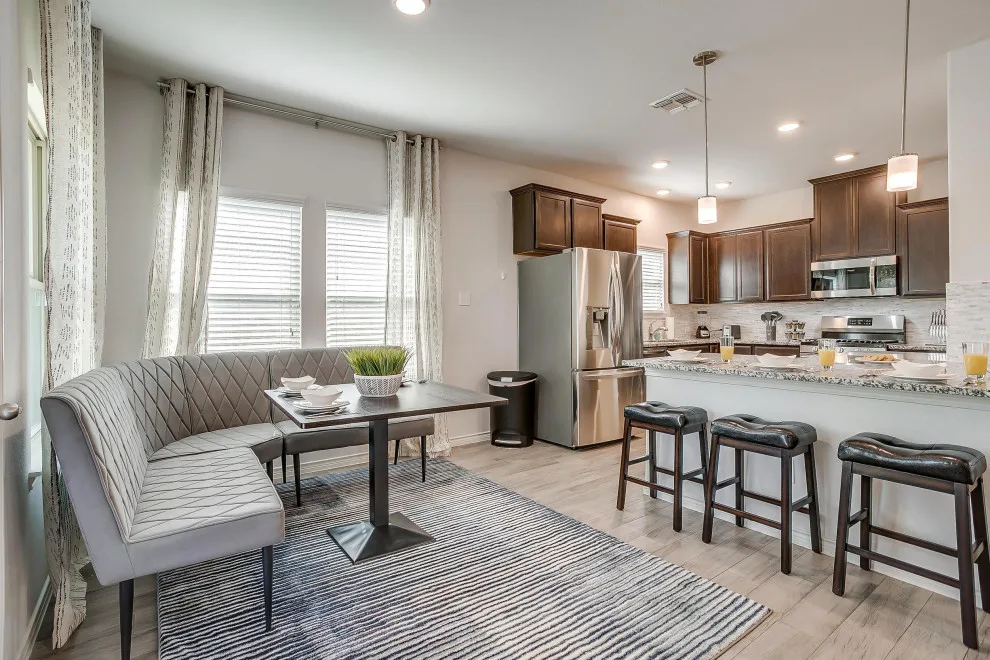 Falcon Crossing by Mission Accomplished Interior Design & Staging - Photo 6