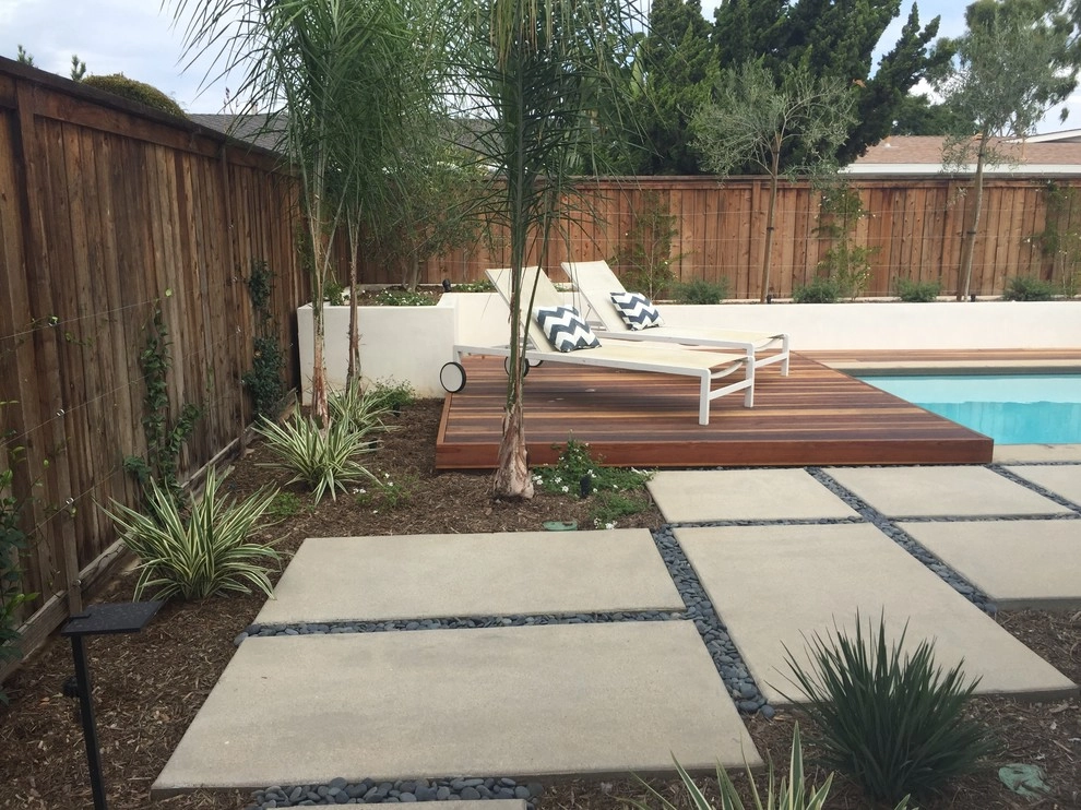 Elegant Estelle by Camille Beehler Landscape Design - Photo 20