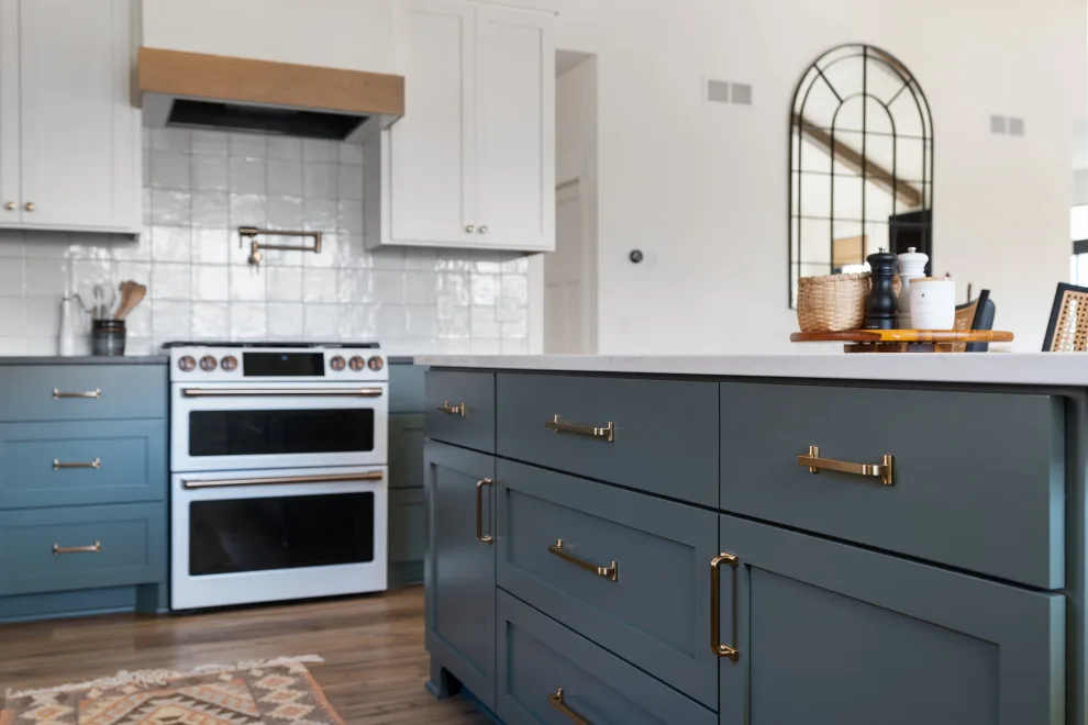 Sylvan Lake's Natural Essence by Katie Kottke Interiors - Photo 9