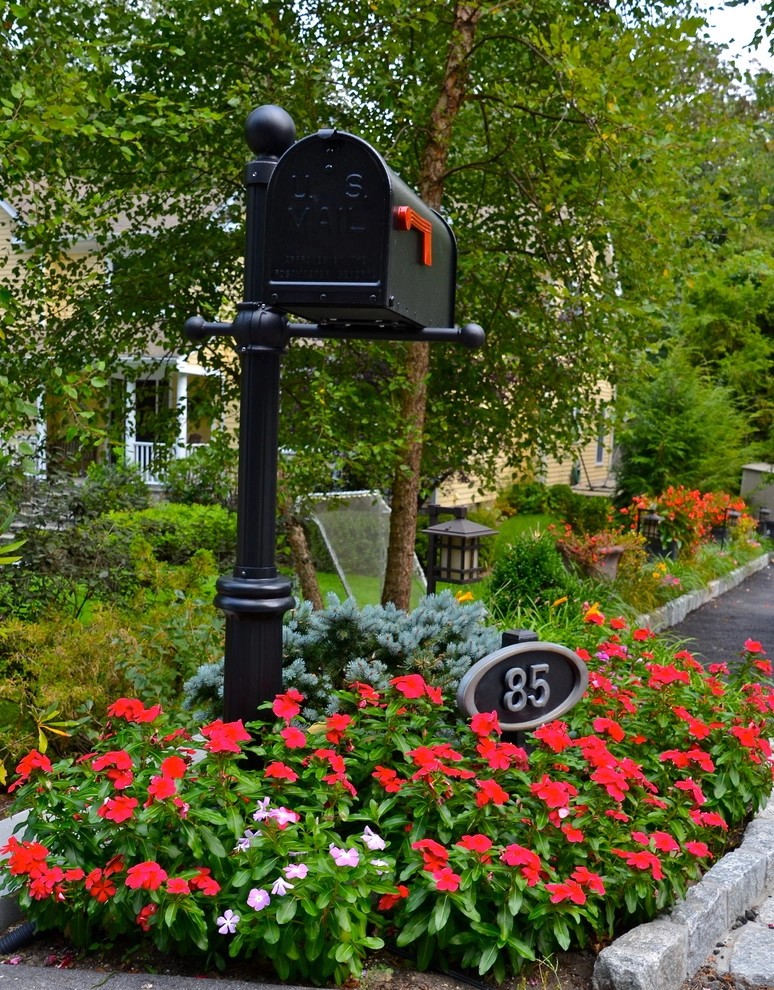 Floral Landscape | Mailbox | Pleasantville NY by MG's Lawn Green Inc - Photo 4