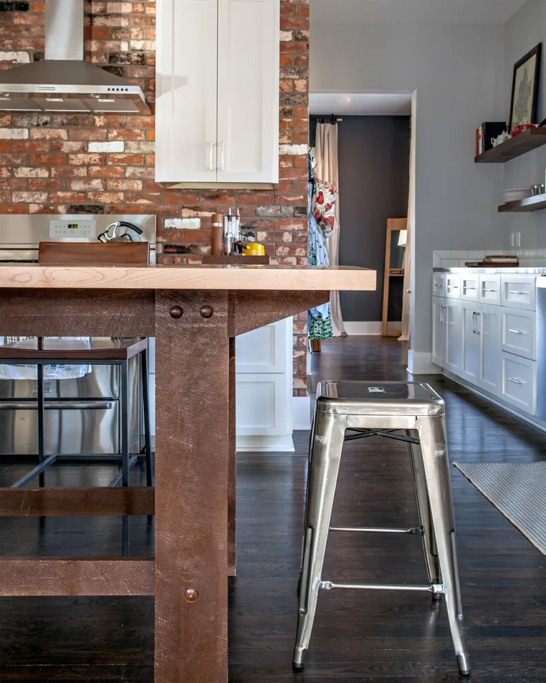 Vintage Urban by Marcelle Guilbeau Interior Design - Photo 5