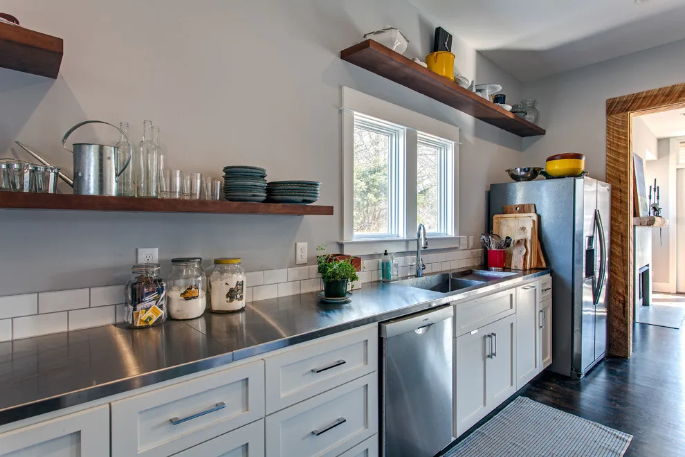 Vintage Urban by Marcelle Guilbeau Interior Design - Photo 4