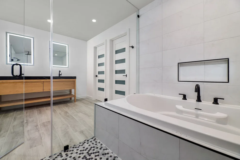 Elk Cliff Pass Residence Renovation by Mummeinteriors - Photo 2