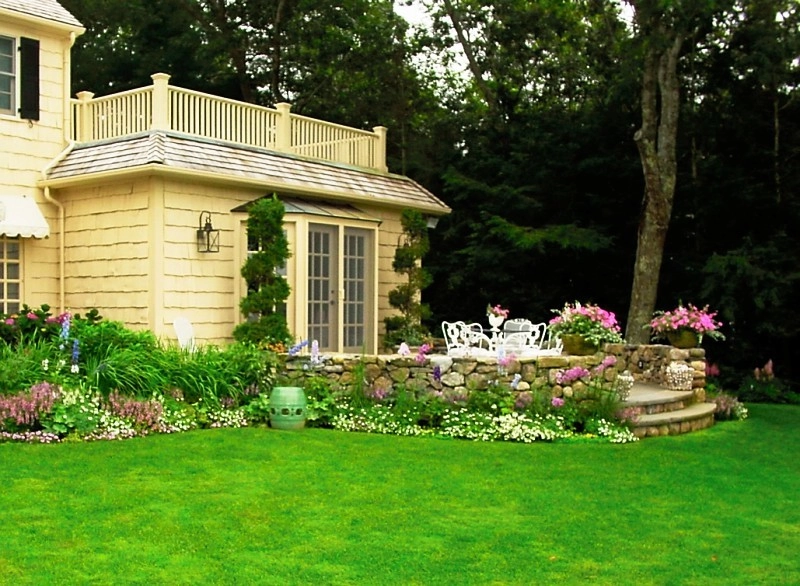 Terrace design/build by Michael P. Neath Landscape Construction, Inc. - Photo 3