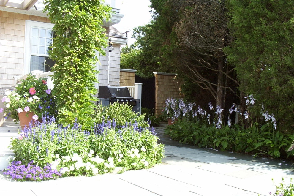 Fine Gardening by Michael P. Neath Landscape Construction, Inc. - Photo 31