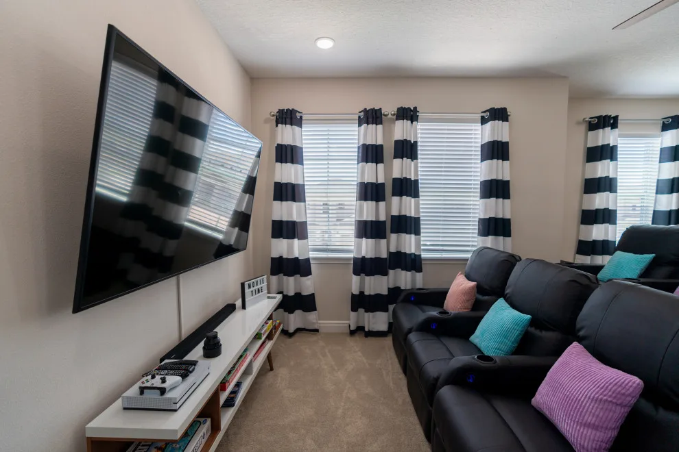 Residential Cinemas by Angela Herrera Design - Photo 4