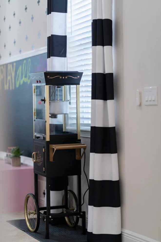 Residential Cinemas by Angela Herrera Design - Photo 21